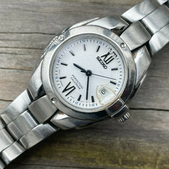 Seiko Accessories - Seiko Perputual Calendar Ladies Wrist Watch Analog Silver Tone Wrist Watch